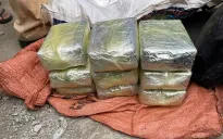 Bắt giữ đối tượng vận chuyển 18 bánh heroin