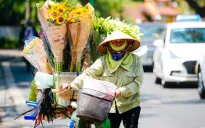 Bắc Bộ ngày nắng nóng, có nơi 39 độ C, đêm mưa dông