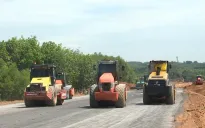 Bộ Giao thông Vận tải yêu cầu hoàn thành phần nền cao tốc Bắc - Nam trước mùa mưa lũ
