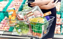 Không để tăng giá bất hợp lý khi tăng lương