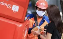 Mỗi ngày thất thu thuế 4-5 triệu đơn hàng giá trị nhỏ qua biên giới