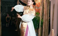 May A trở lại sàn diễn thời trang sau 17 năm