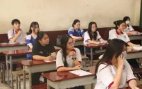 Khoảng 90.000 học sinh TP Hồ Chí Minh làm thủ tục dự thi tốt nghiệp THPT
