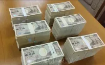 Đồng Yen xuống mức thấp nhất 38 năm so với USD