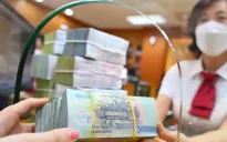 Lãi suất tiết kiệm tiếp tục tăng