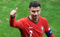 Ronaldo giải thích lý do bật khóc sau khi sút hỏng phạt đền