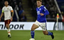 Chelsea chiêu mộ Kiernan Dewsbury-Hall từ Leicester City
