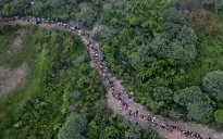 Panama đóng một số cửa khẩu nhằm giảm bớt làn sóng di cư