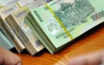 Vì sao nhiều công chức chưa nhận được lương theo mức mới từ ngày 1/7?