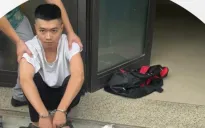 Bắt đối tượng vận chuyển 18kg ma túy tổng hợp ở Tây Hồ