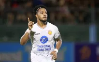 Tiền đạo CLB Nam Định giành hat-trick danh hiệu tại V.League Awards 2023-2024