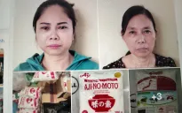 Hai phụ nữ bị bắt quả tang khi buôn bán mì chính giả