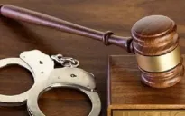 Lãnh đạo Trung tâm đăng kiểm cùng 9 cấp dưới lĩnh án tù vì nhận hối lộ
