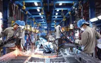 ADB giữ nguyên dự báo tăng trưởng kinh tế Việt Nam