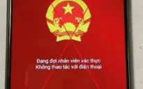 Người đàn ông ở Hà Nội bị mất 10 tỷ đồng khi cài phần mềm dịch vụ công “giả mạo"