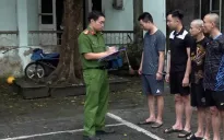 Nhân viên quán karaoke bán ma tuý cho khách đến "bay lắc"