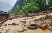 Dải hội tụ kết hợp áp thấp nhiệt đới gây mưa dông, nguy cơ lũ quét, sạt lở đất