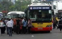 Phạt xe bus Hải Vân do dùng xe hết niên hạn chở khách