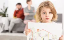 Cách chuẩn bị tâm lý giúp trẻ đối mặt với chuyện bố mẹ ly hôn