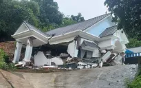 Hà Nội: Sập biệt thự lúc rạng sáng, 7 người may mắn thoát nạn