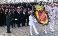 Lãnh đạo Đảng, Nhà nước viếng Tổng Bí thư Nguyễn Phú Trọng