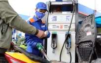 Giá xăng giảm lần thứ 3 liên tiếp