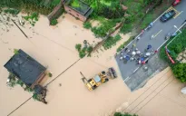 Vỡ đê khiến gần 4.000 người phải sơ tán tại Trung Quốc