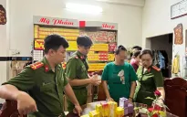Phát hiện hàng chục nghìn sản phẩm mỹ phẩm “trôi nổi” ở Phú Yên