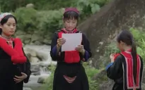 Đi giữa trời rực rỡ - Tập 1: Gái bản đỗ đại học Y, ngàn khó khăn cản bước xuống thành phố