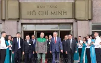 Chủ tịch nước Tô Lâm và Tổng thống Timor-Leste thăm Bảo tàng Hồ Chí Minh