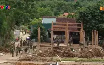 Điện Biên: Cán bộ, chiến sĩ hỗ trợ người dân khắc phục hậu quả sau mưa lũ