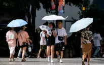 Nắng nóng kỷ lục hoành hành tại Trung Quốc, nhu cầu điện tăng đột biến