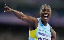 Tấm HCV 100m nữ - HCV Olympic lịch sử của thể thao Saint Lucia