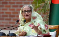 Thủ tướng Bangladesh Sheikh Hasina từ chức và rời khỏi đất nước