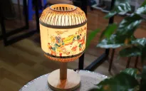 Sáng tạo văn hóa qua chiếc đèn lồng giấy Dó