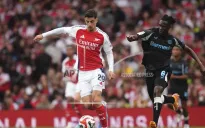 Trời sinh Arsenal sao còn tạo ra Manchester City