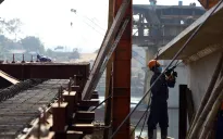 Đẩy mạnh giải ngân vốn đầu tư công