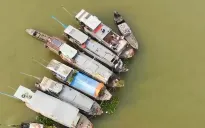 Bình minh trên chợ nổi Long Xuyên