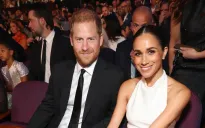 Lý do vợ chồng hoàng tử Harry không còn được ủng hộ tại Hollywood