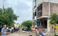 Hai bố con bị điện giật tử vong trong ngôi nhà đang xây