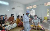 Hơn 200 công nhân tại Vĩnh Long nhập viện nghi ngộ độc sau bữa ăn trưa
