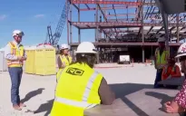 Mỹ áp dụng công nghệ bảo vệ người lao động trước nắng nóng khắc nghiệt