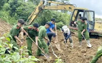 Xây gần 200 ngôi nhà cho người dân mất nơi ở do mưa lũ, sạt lở