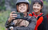 Tình địch nặng ký của Chải 'Đi giữa trời rực rỡ': Đẹp trai, ấm áp, nhiều tiền