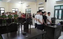 Hoãn xét xử 5 cựu cầu thủ của CLB bóng đá Hồng Lĩnh Hà Tĩnh về tội sử dụng ma túy