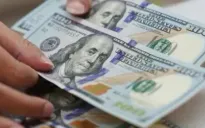 Giá USD đồng loạt giảm sâu