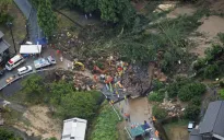 Mưa bão gây lở đất tại Nhật Bản, 3 người mất tích