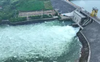 14 giờ ngày 28/8, mở 2 cửa xả mặt hồ thủy điện Thác Bà