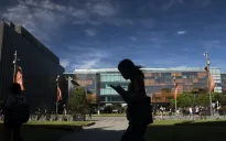 Các trường đại học tại Australia phản đối hạn ngạch sinh viên quốc tế