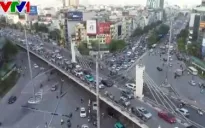 Phương tiện giao thông đổ ra các cửa ngõ Hà Nội, TP Hồ Chí Minh trước nghỉ lễ 2/9